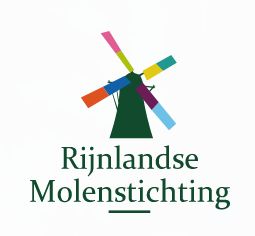 Logo Rijnlandse Molenstichting Door Bart Vermeulen - Eigen werk, CC BY-SA 4.0, https://commons.wikimedia.org/w/index.php?curid=129521070
